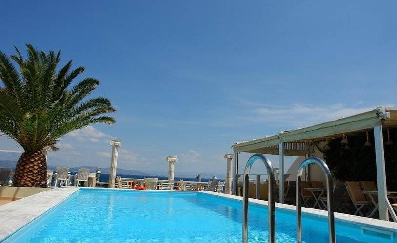 Mistral Apartments Aegina