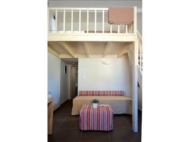 Xanthippi Hotel Apartments