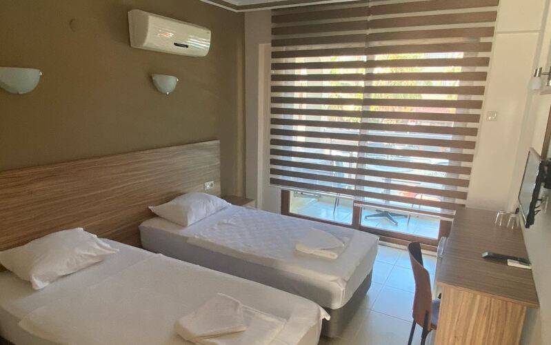 Astoria Beach Hotel (Ex.Can Maris Hotel)