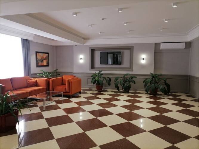 Hotel She