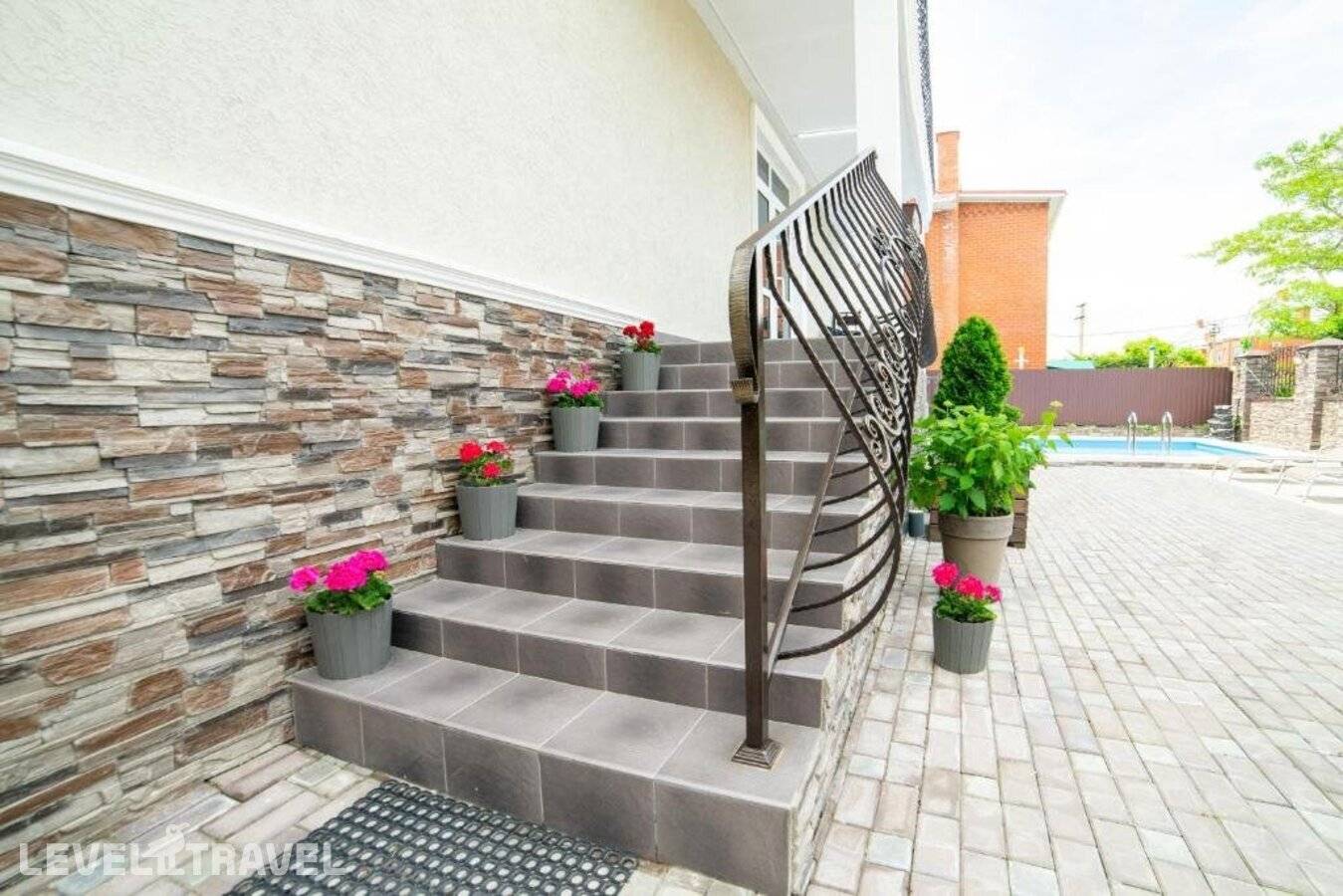 Изображение отеля 8