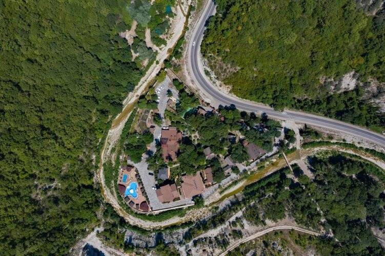 Загородный Клуб "Лесная Заимка"