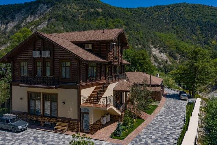 Загородный Клуб "Лесная Заимка"