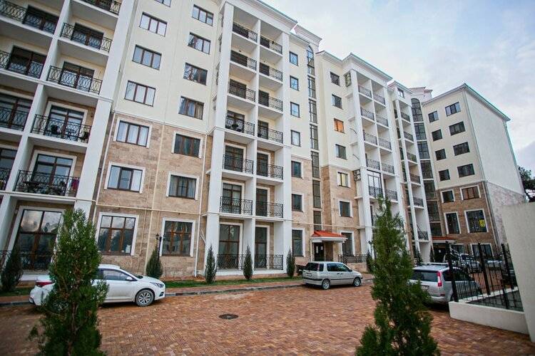 Апартаменты Классик В Жк Изумрудный Город