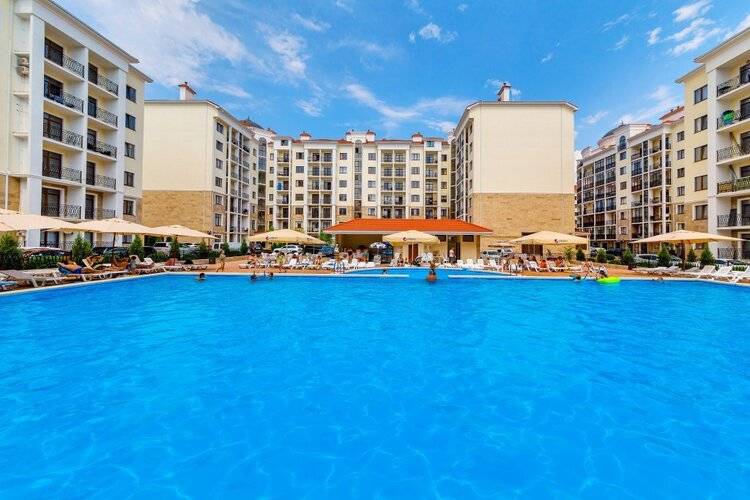 Апартаменты Sea Breeze & Spa