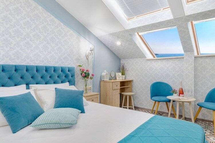 Апартаменты Sea Breeze & Spa