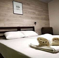 $item['hotel']['name']