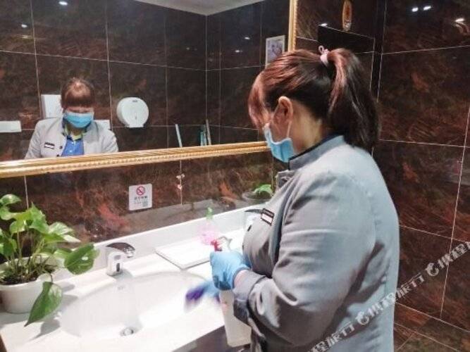 Beijing Huatongxin Hotel