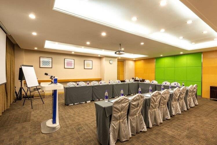 Holiday Inn Express Beijing Shangdi, An Ihg Hotel