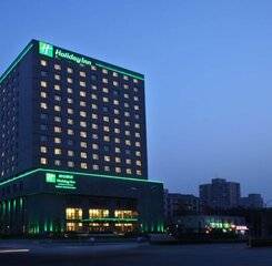 $item['hotel']['name']