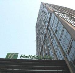 $item['hotel']['name']