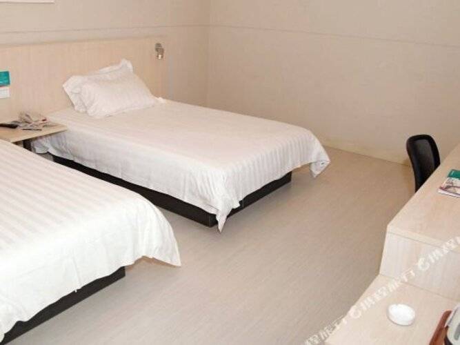 Jinjiang Inn Beijing Lianshi East Road