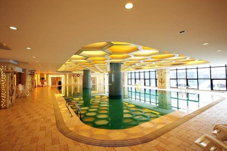 Beijing West International Trade Hotel