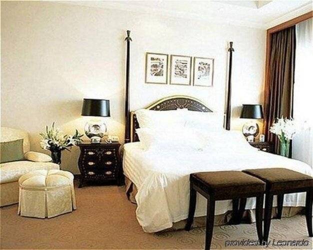 Bei Zhaolong Hotel