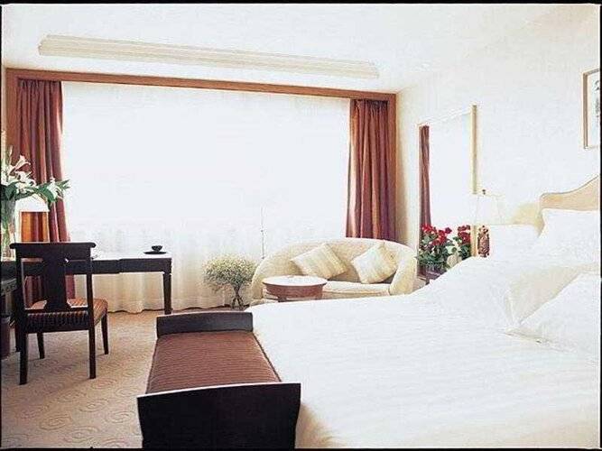 Bei Zhaolong Hotel