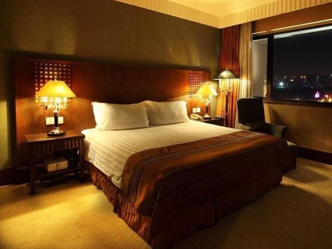 Bei Zhaolong Hotel