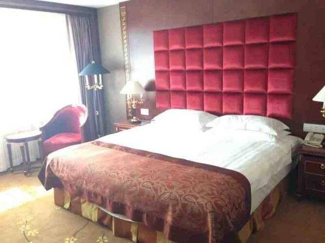 Bei Zhaolong Hotel