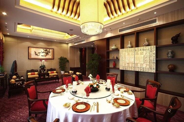 Bei Zhaolong Hotel