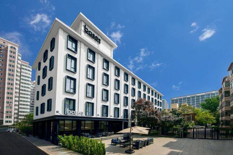 Base-Gongti Serviced Apartment