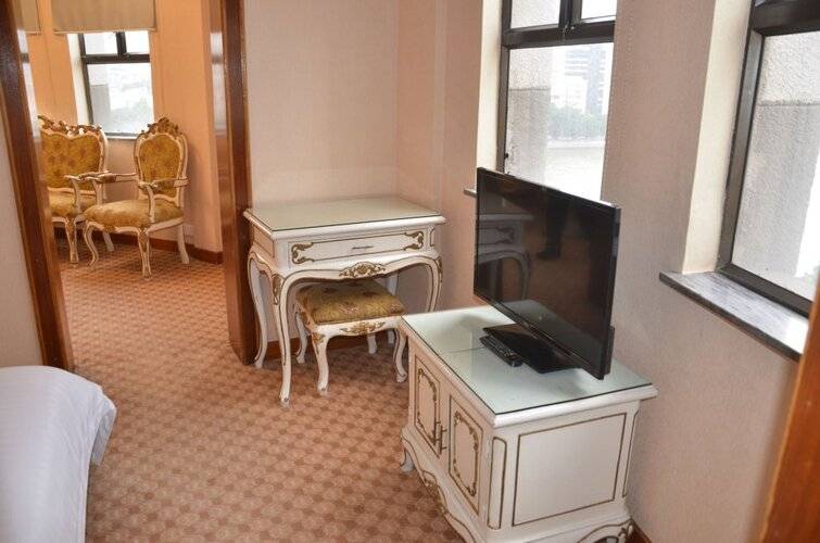 Aiqun Hotel