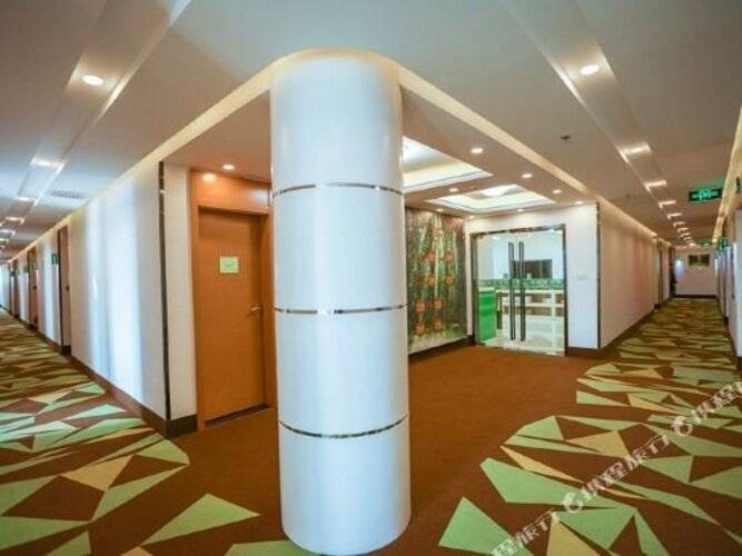 Vatica Beijing Yanqing District Dongwai Street Hotel