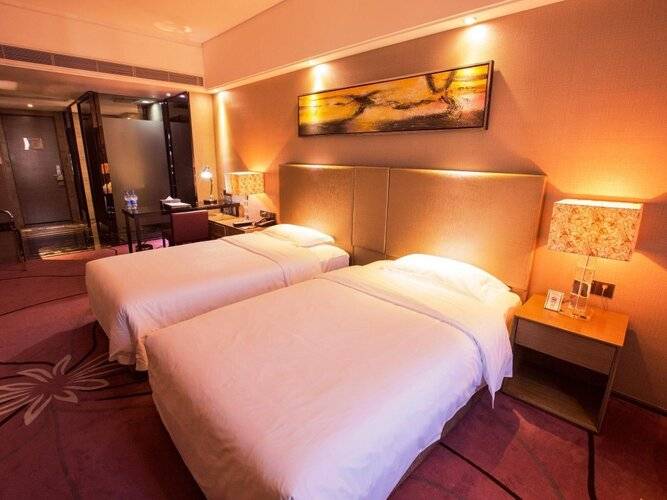 La Perle International Hotel