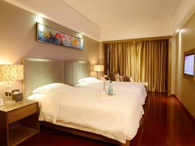 La Perle International Hotel