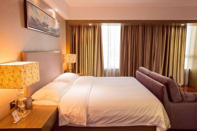 La Perle International Hotel