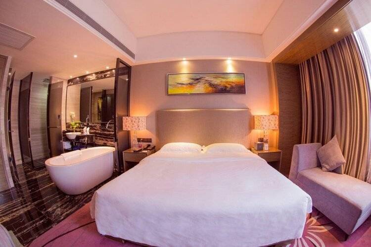 La Perle International Hotel