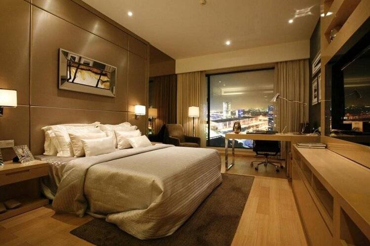 Silin Residence Poly World Trading Center