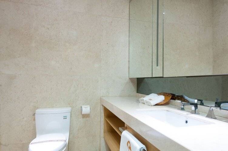 Yicheng Apartment Pazhou Poly World Center