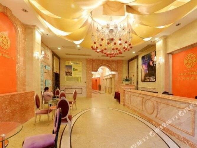 Yoyo International Apartment