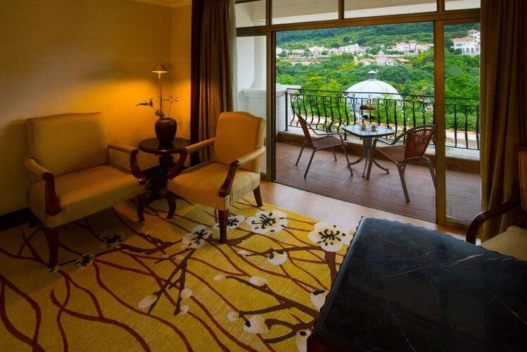 Guangzhou Phoenix City Hotel