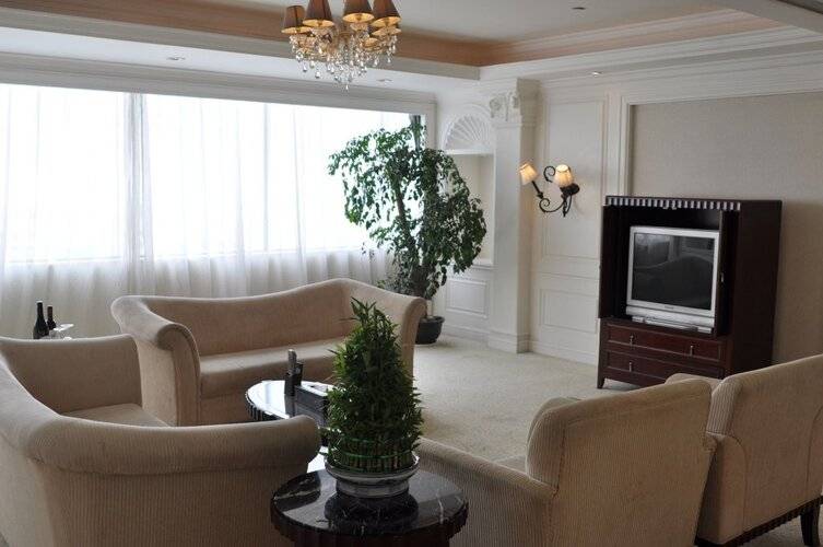 Guangzhou Phoenix City Hotel