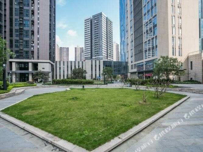 Ihouse Executive Apartment