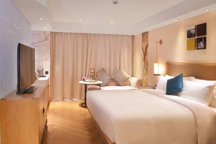 Ln Hotel Five