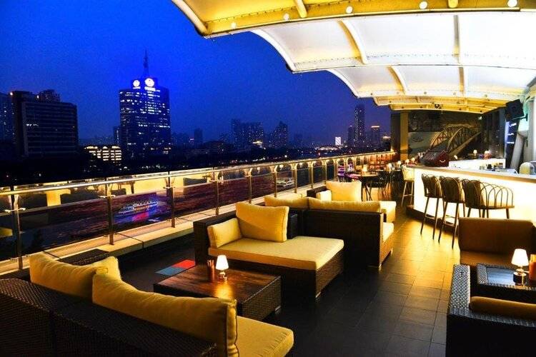 Ln Hotel Five