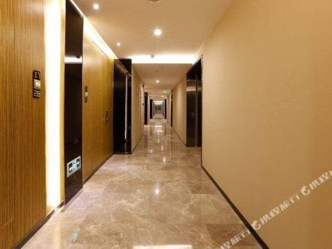 Pengman International Apartment Hotel