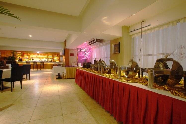 Clayton Hotel