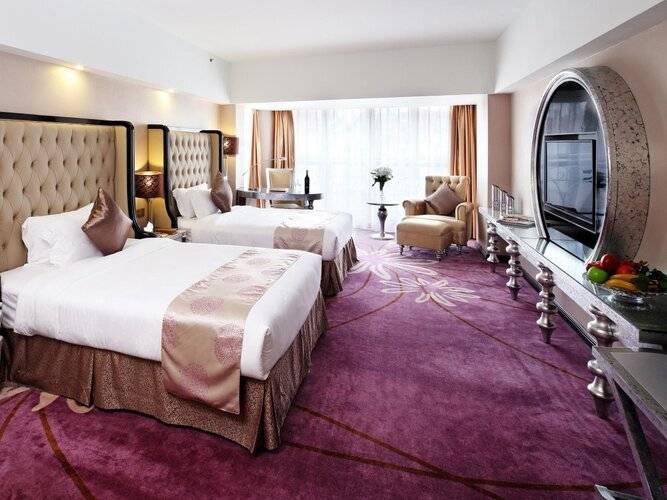Clayton Hotel