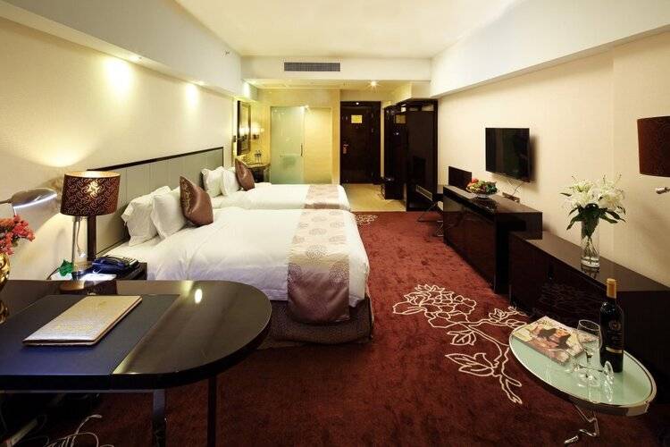 Clayton Hotel