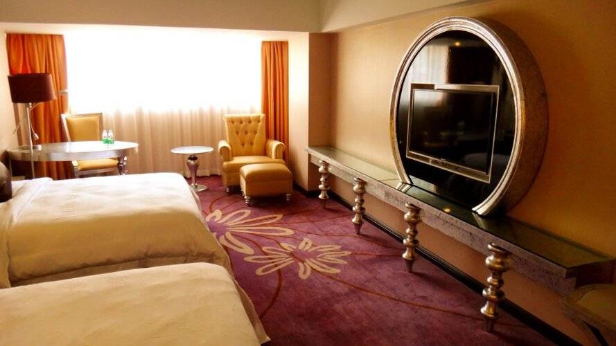 Clayton Hotel