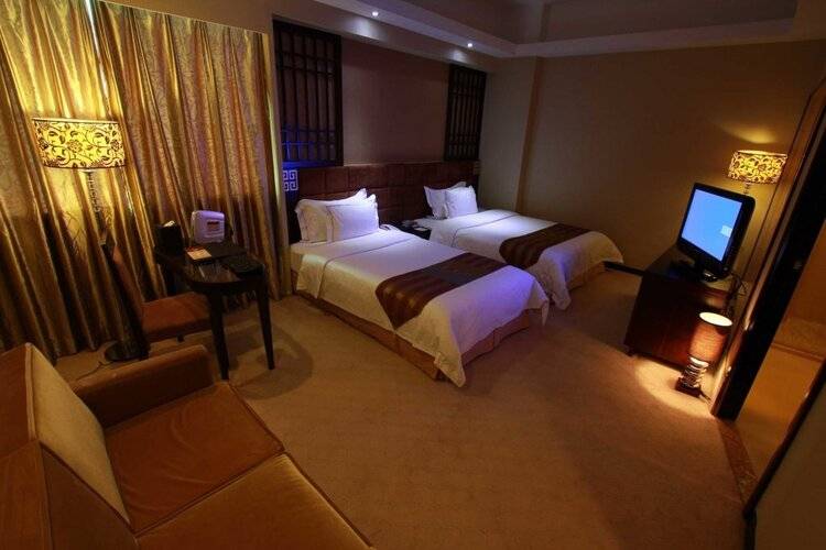 Fortune Hotel