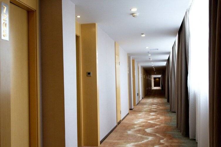 Seaman Hotel