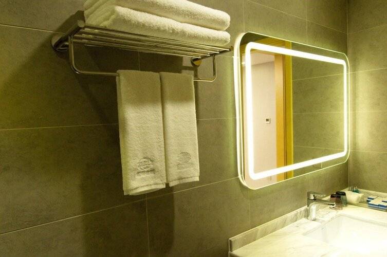 Seaman Hotel