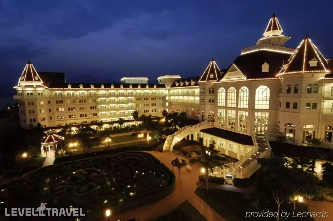 Hong Kong Disneyland Hotel