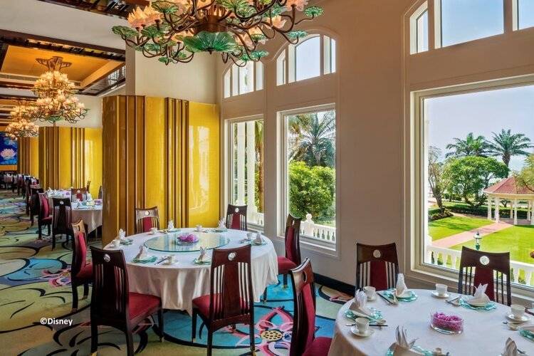 Hong Kong Disneyland Hotel