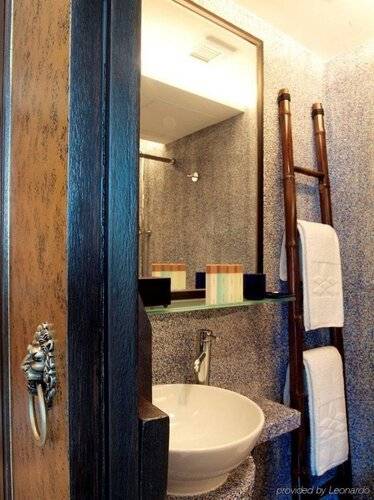 Lan Kwai Fong Hotel @ Kau U Fong