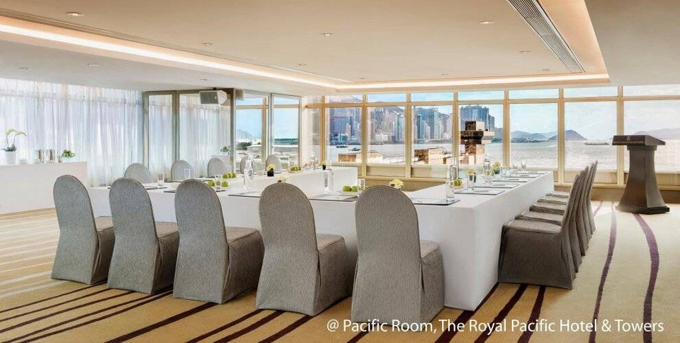 The Royal Pacific Hotel & Towers