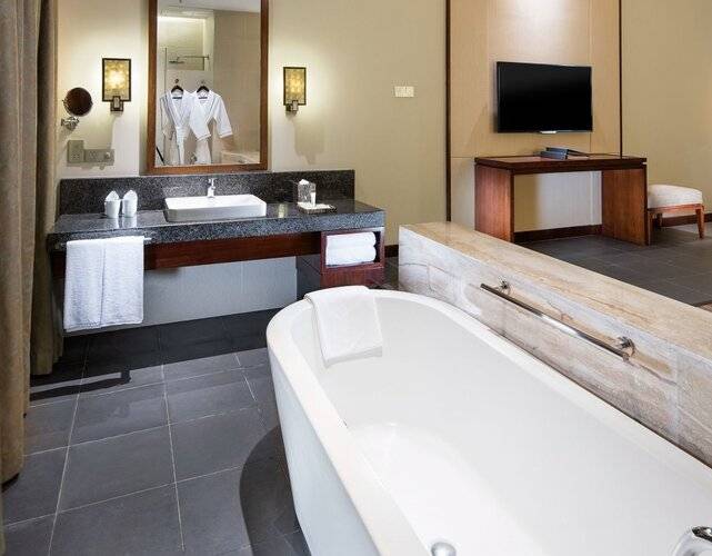 Hilton Sanya Yalong Bay Resort & Spa